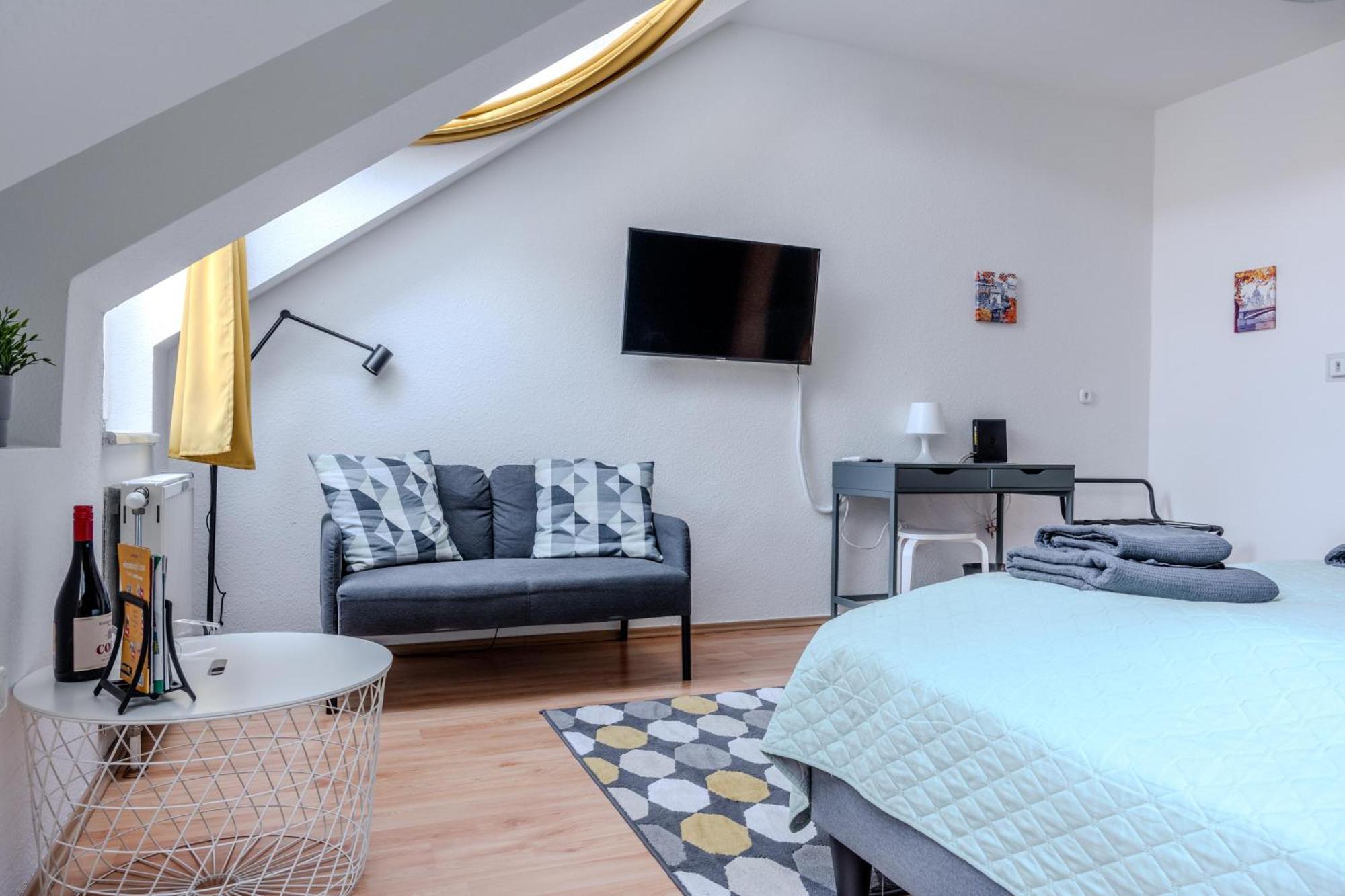 Cozy Flat In The Heart Of Buda Budapest Exterior foto